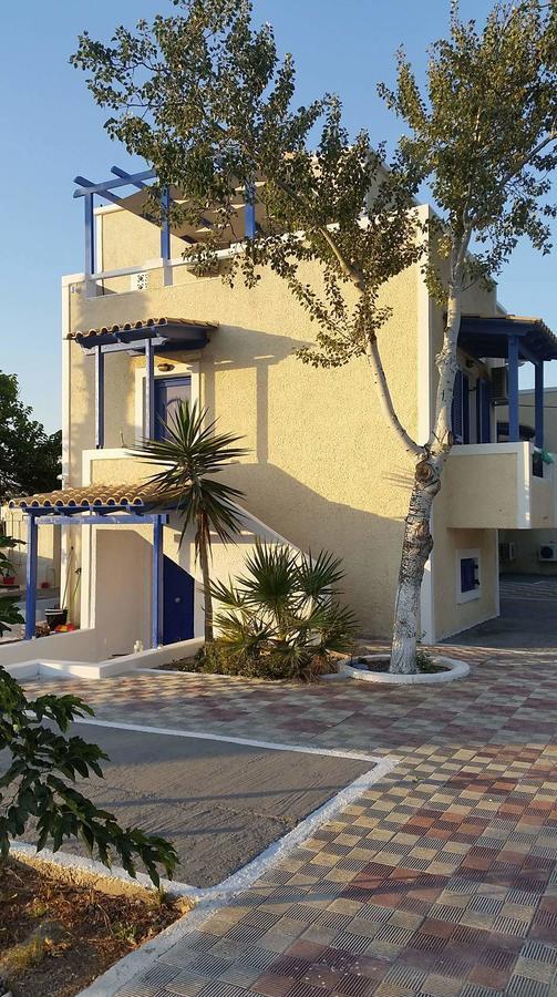 Anemelia Hotel Adamas Exterior foto